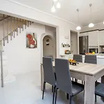 Flora\'S Place
